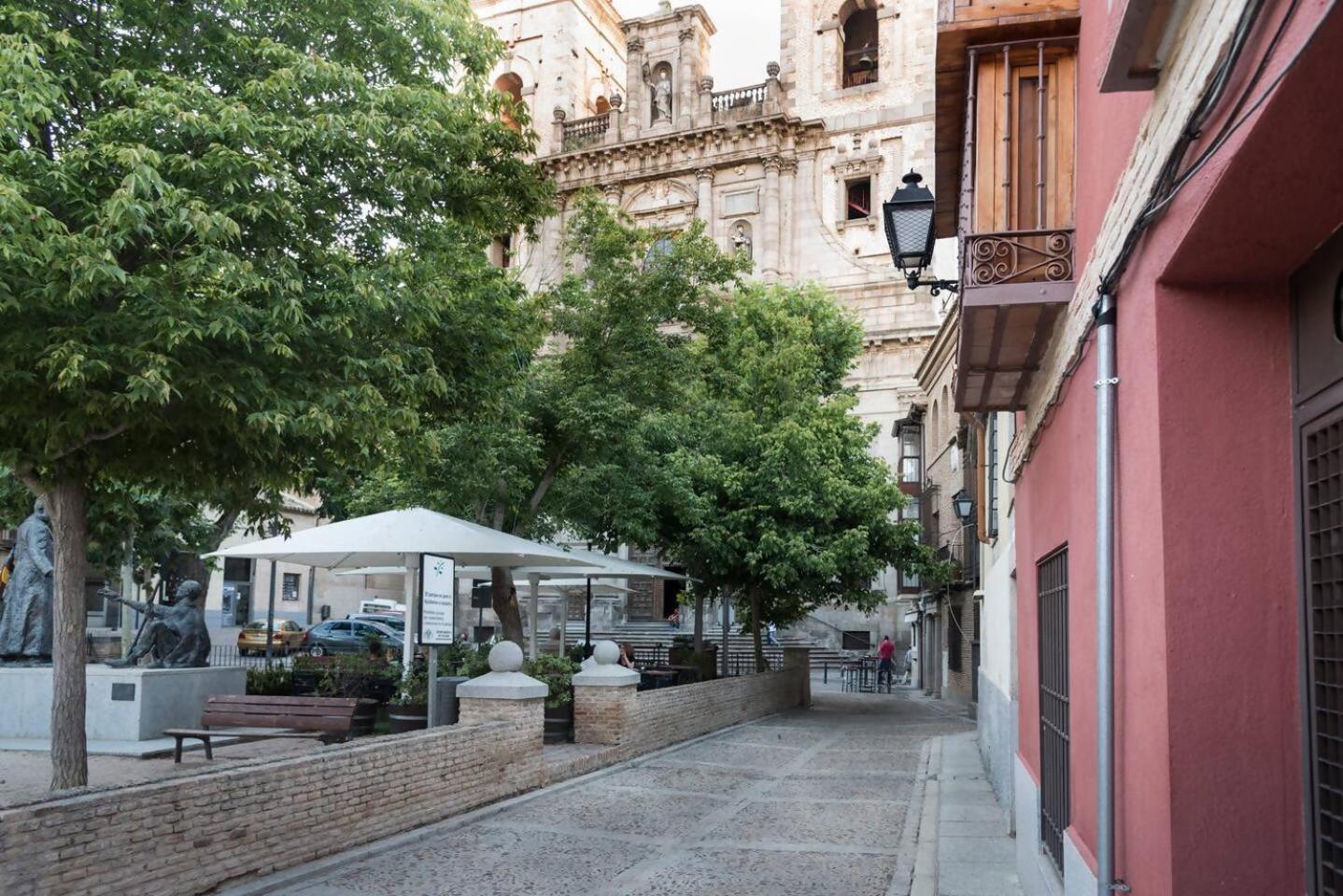 Ferienwohnung La Dama Del Jardin Del Nuncio Toledo Exterior foto